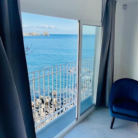 La Finestra Sul Mare Villa Aci Castello Kültér fotó